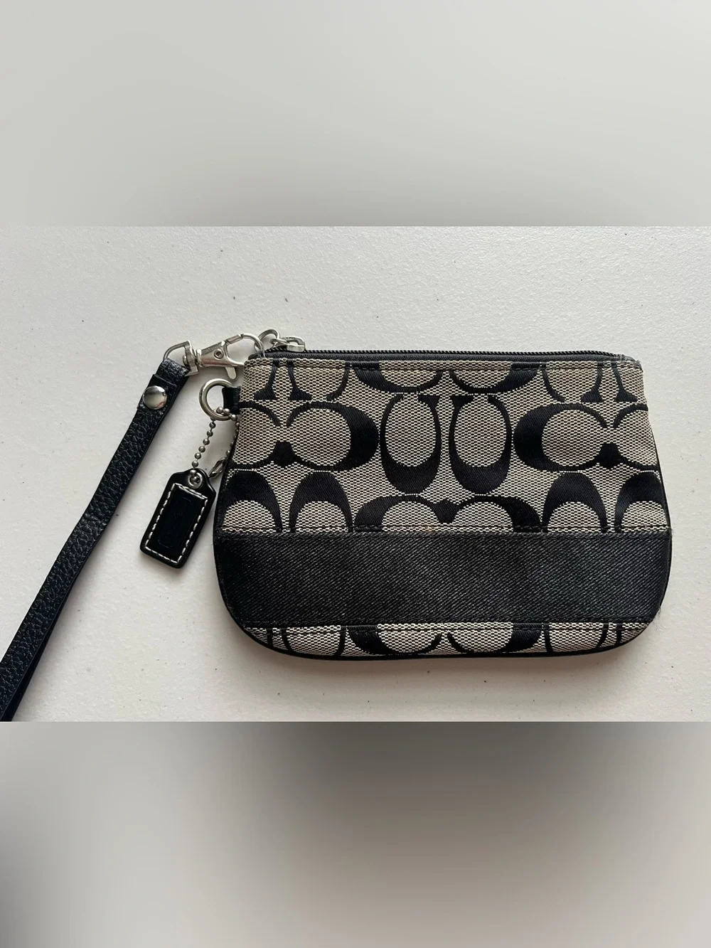 Coach Signature C Logo Wristlet Black Khaki Canvas